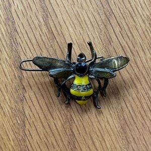Bee Hair Clip